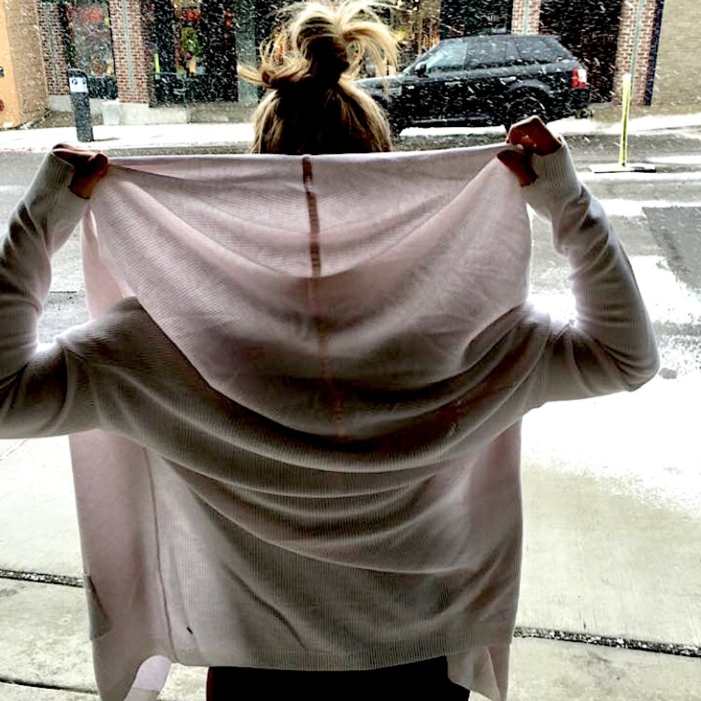 Lululemon Cabin Yogi Wrap